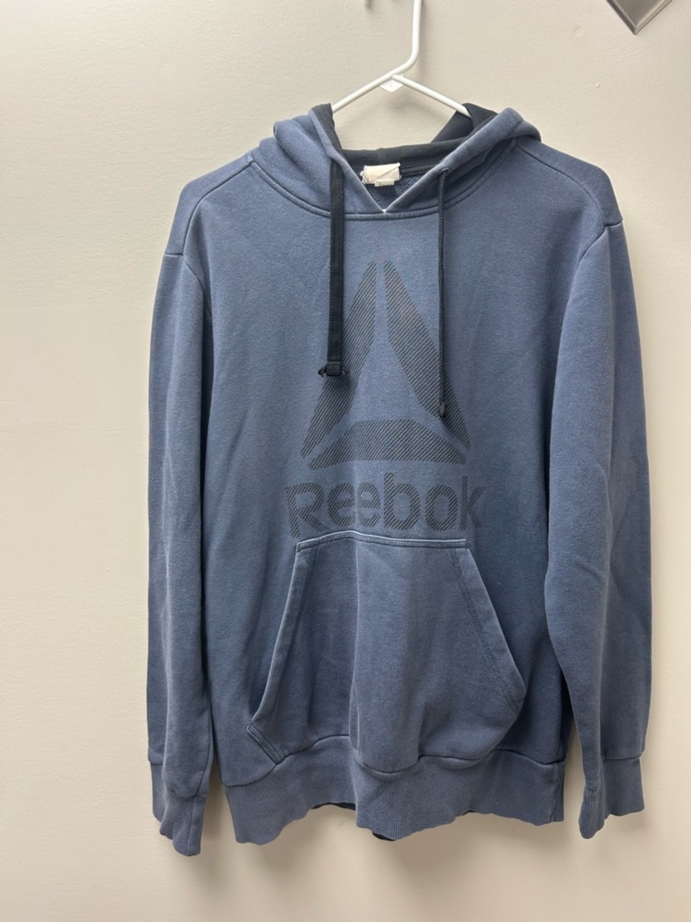 Reebok Men’s Blue Pullover Hoodie